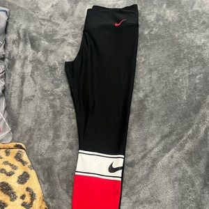 Nike leggings in great condition 🥰🥰🥰